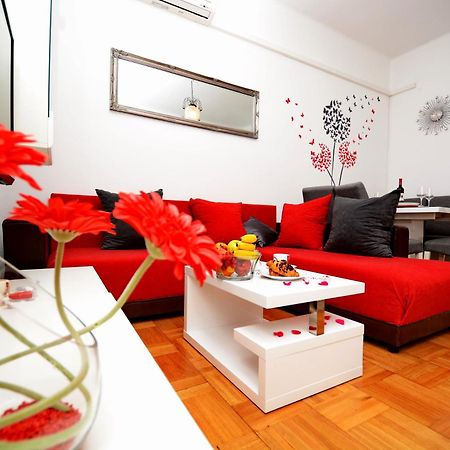 Miranda Apartments Zara Esterno foto