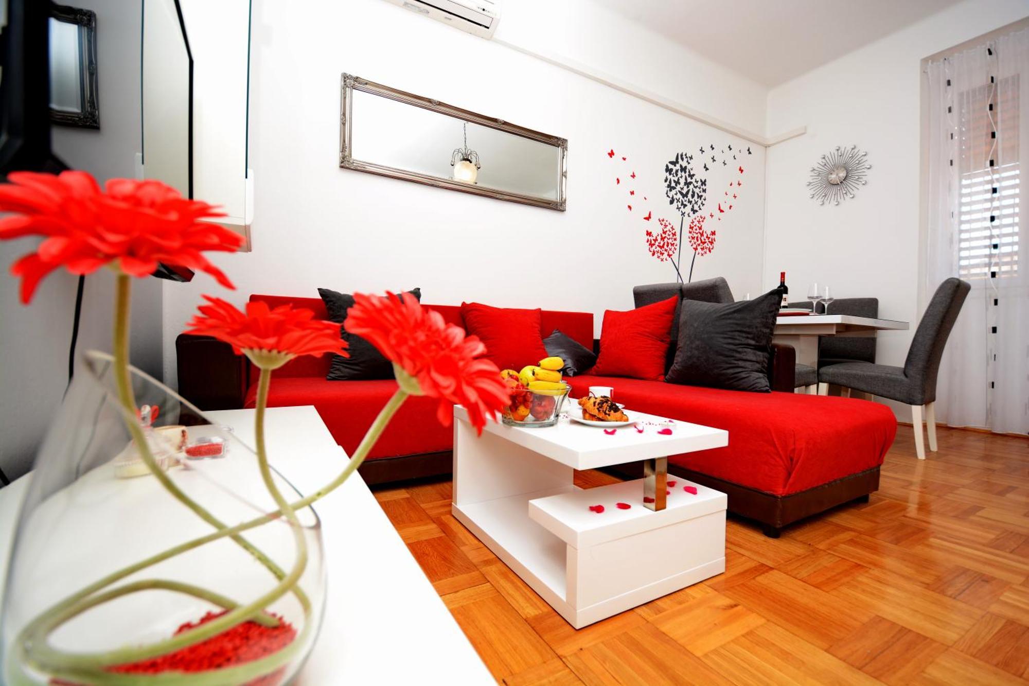 Miranda Apartments Zara Esterno foto